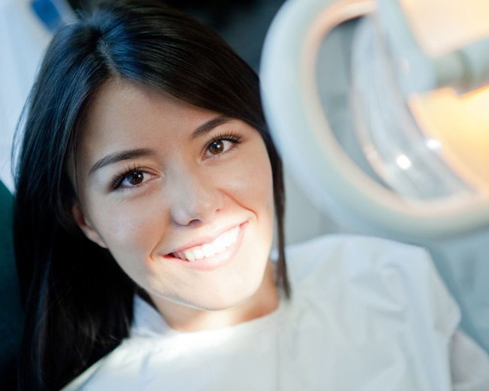 Can You Get a Temporary Tooth During the Dental Implant Process? - Jagare  Dental